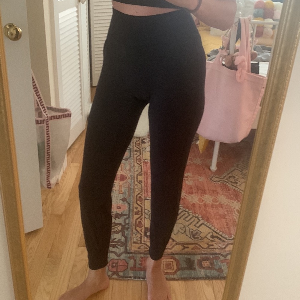 Lululemon Align High Waisted Joggers (solid black)